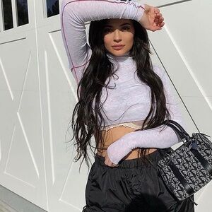 ARE YOU AM I Kikka Top White Medium